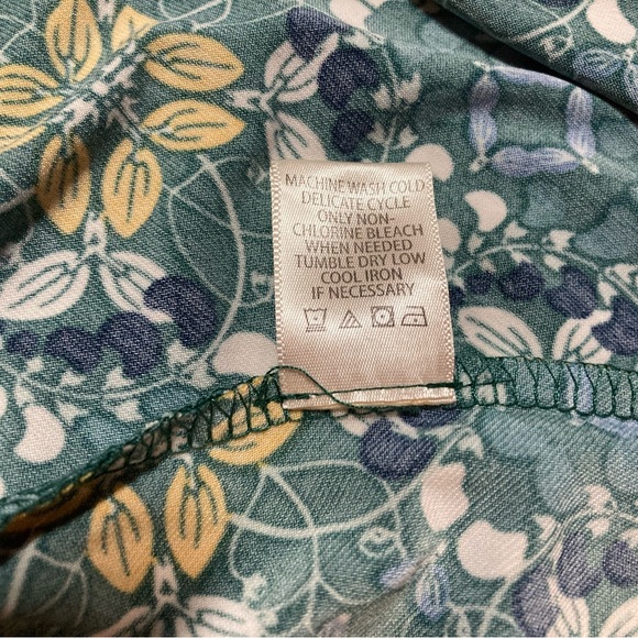 Max Studio M Dress. Green Yellow floral Midi length - Picture 6 of 7